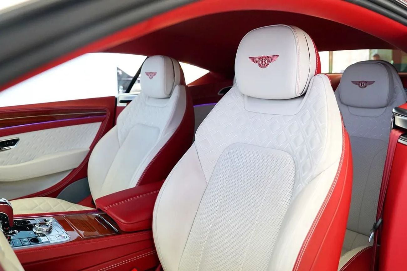 Bentley Continental GT W12 6.0L W12 (626 HP)