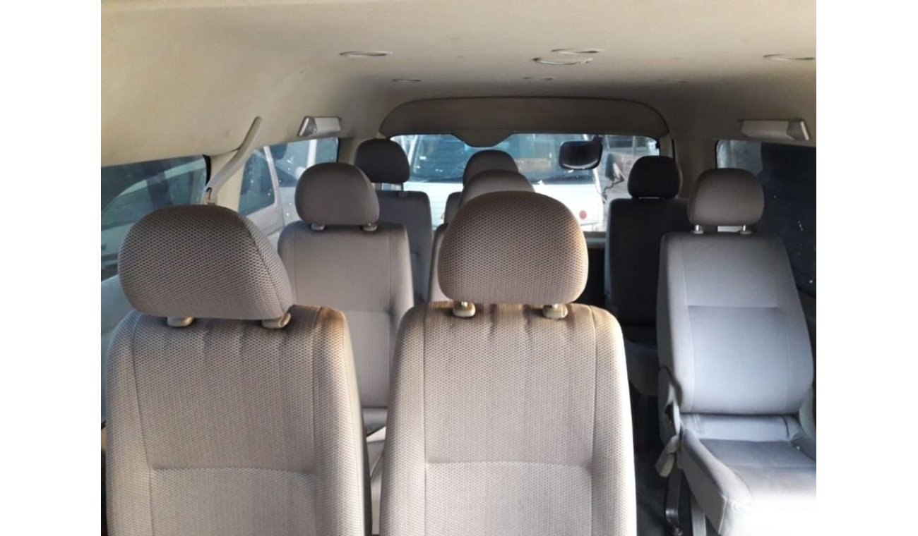 تويوتا هاياس Hiace RIGHT HAND DRIVE (Stock no PM 255 )