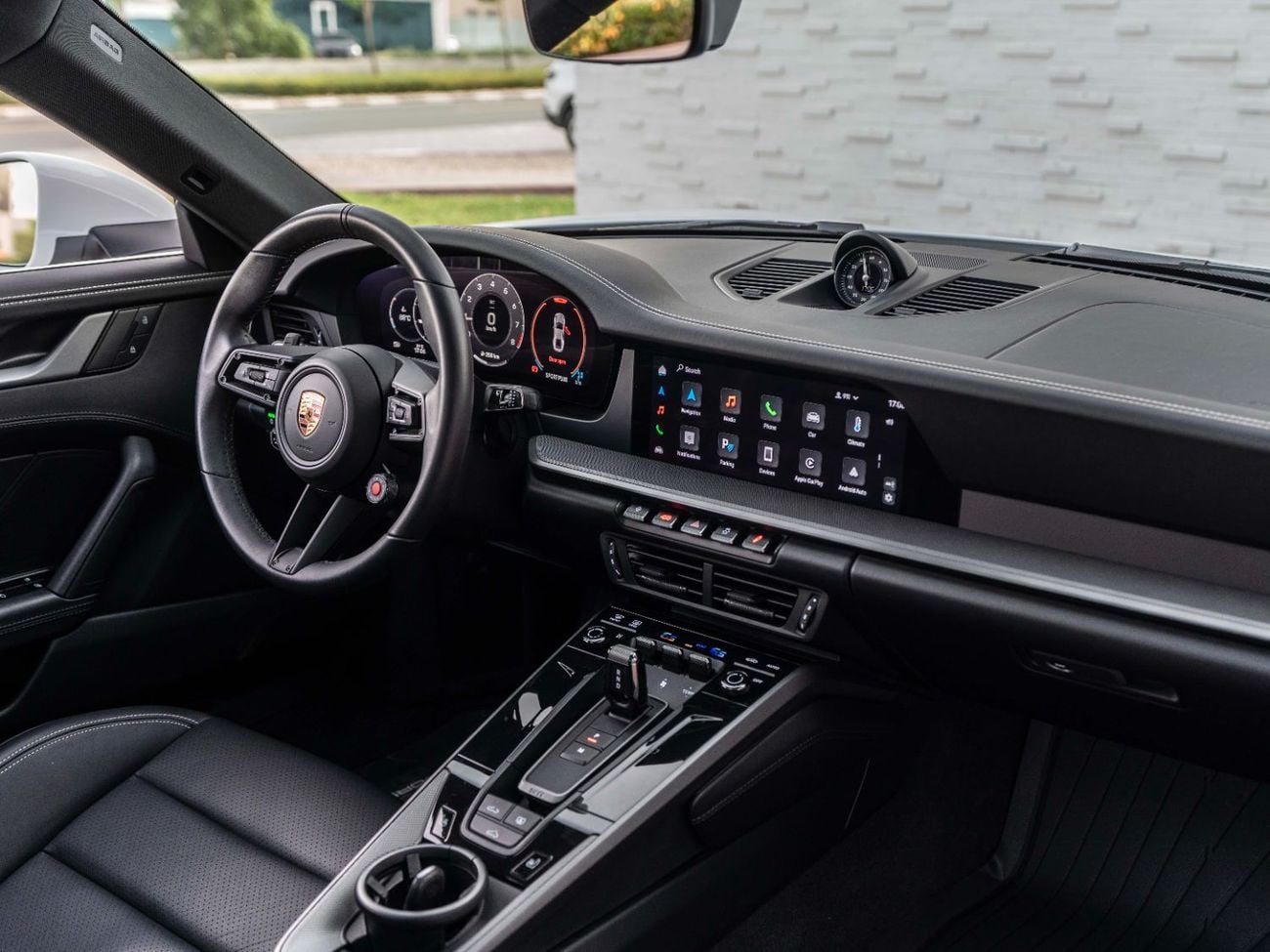 Porsche 911 CARRERA