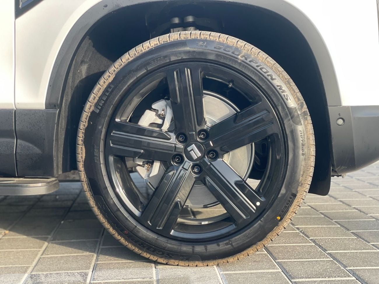 ROX 01 VIP | 6 Seats | Long Range | Brand New