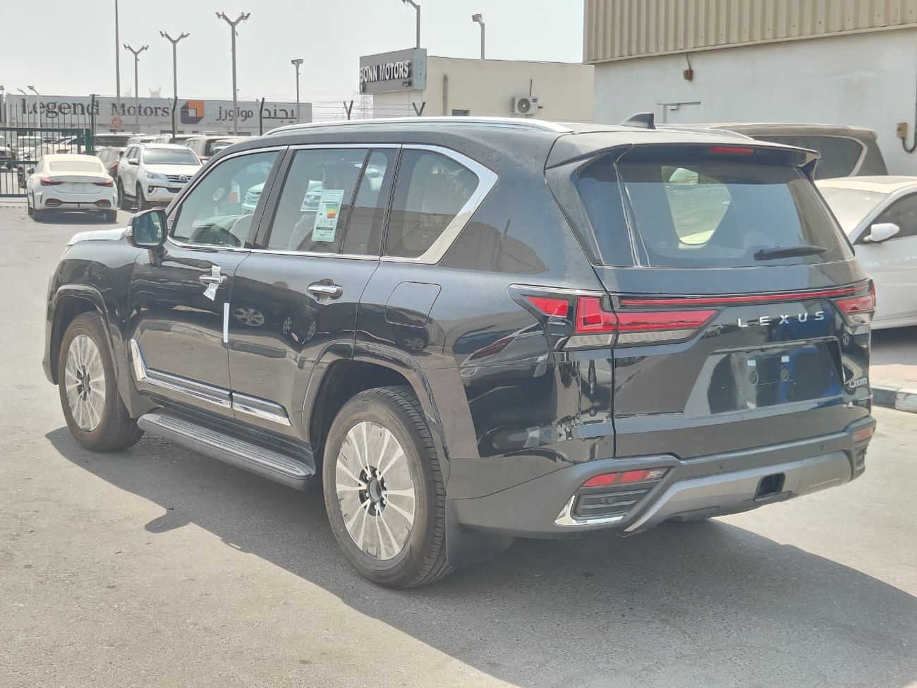 لكزس LX 600 2025 Lexus LX 600 Signature 3.5L Petrol AT Black