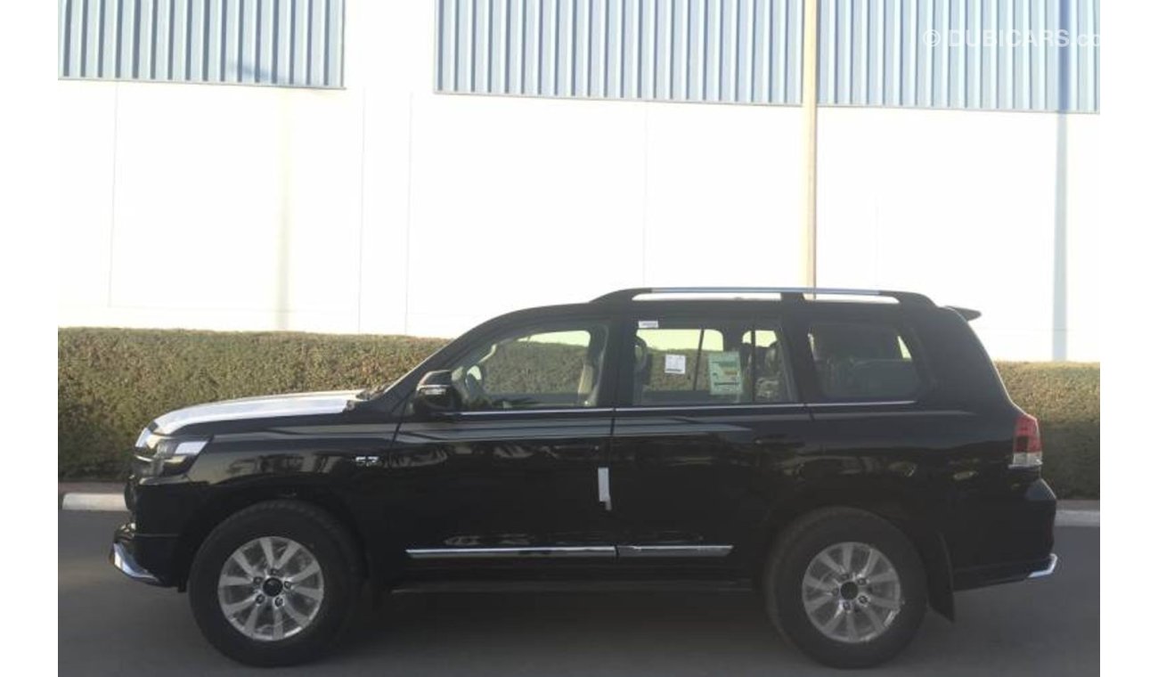 Toyota Land Cruiser 5.7L Petrol AT VX-R Basic