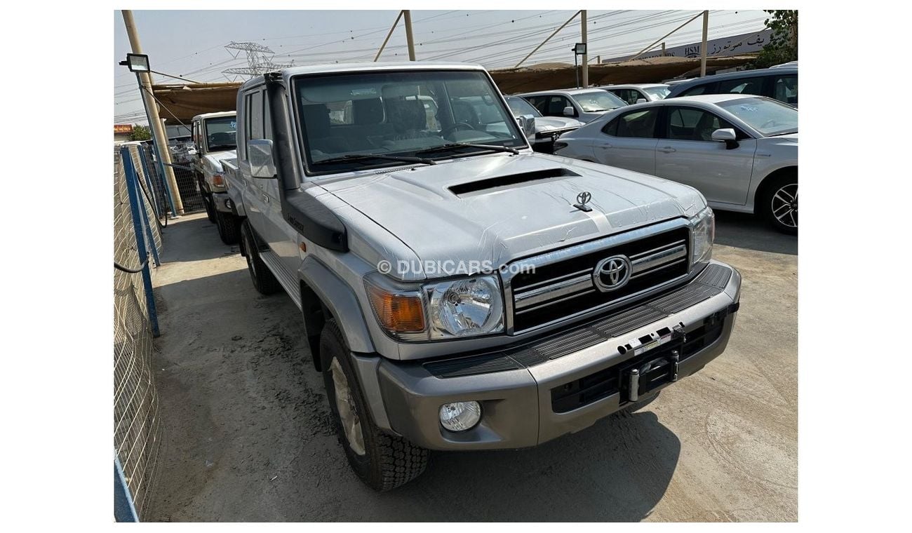 Toyota Land Cruiser Pick Up 79 Double Cab Limited