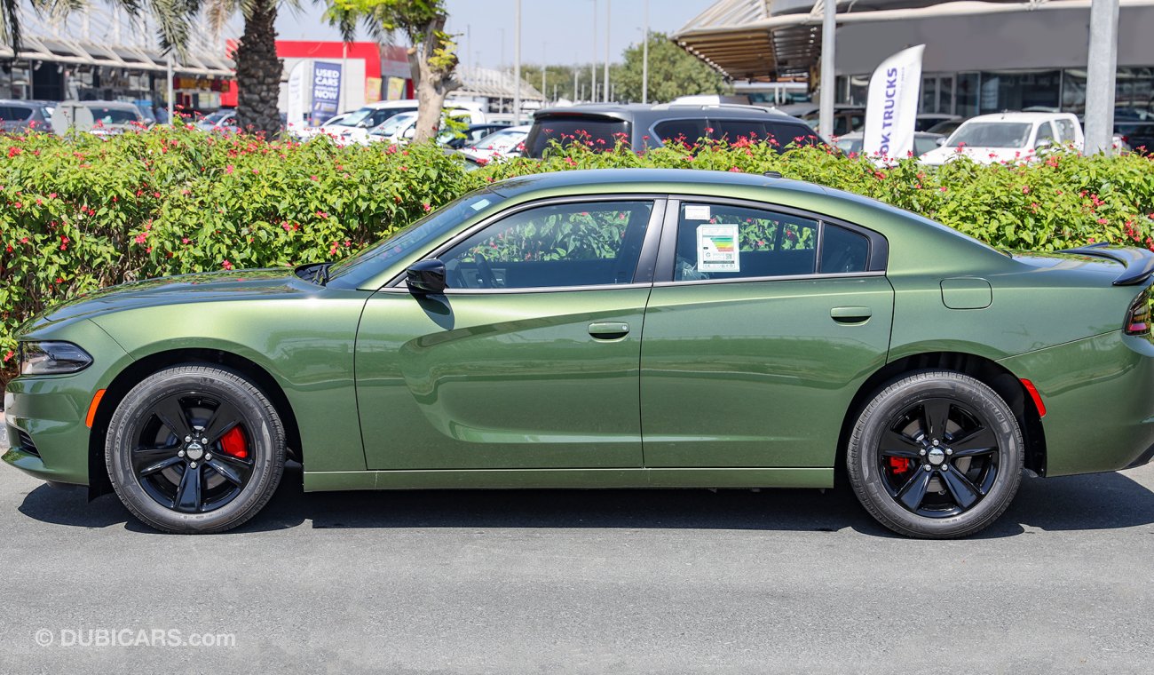 Dodge Charger SXT RWD 2021,  3.6L V6 GCC, W/ 3 Yrs or 60K km Warranty @ Trading Enterprises