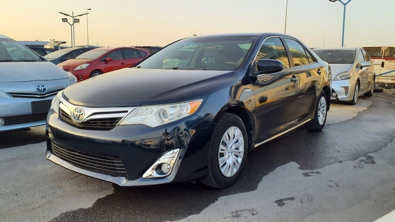 Toyota Camry Toyota Camry LE Hybrid