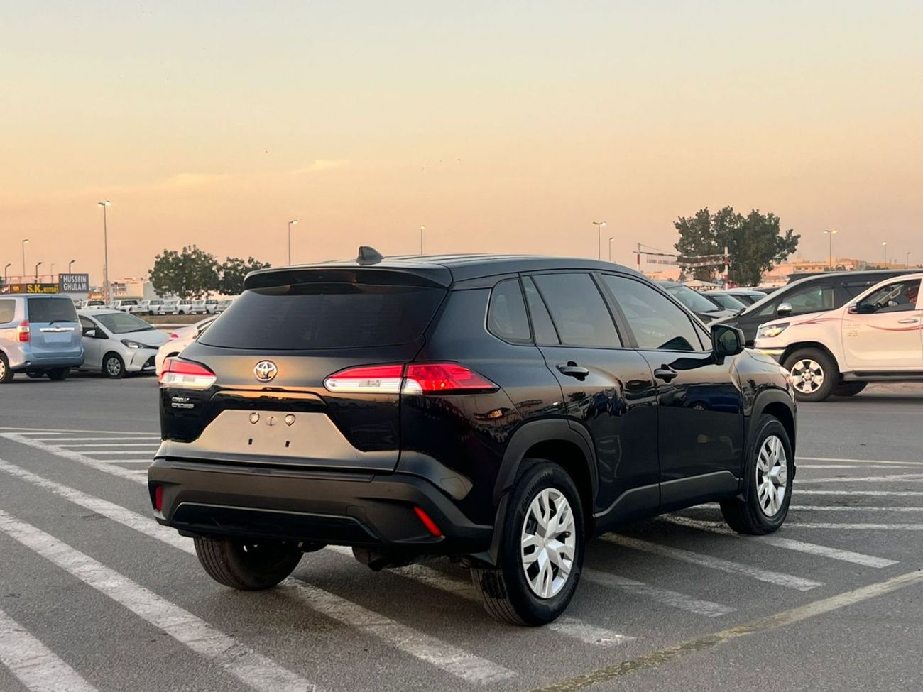 Toyota Corolla Cross 2025 Toyota Corolla Cross L Low Mileage - 2.0L V4 - Rear Camera
