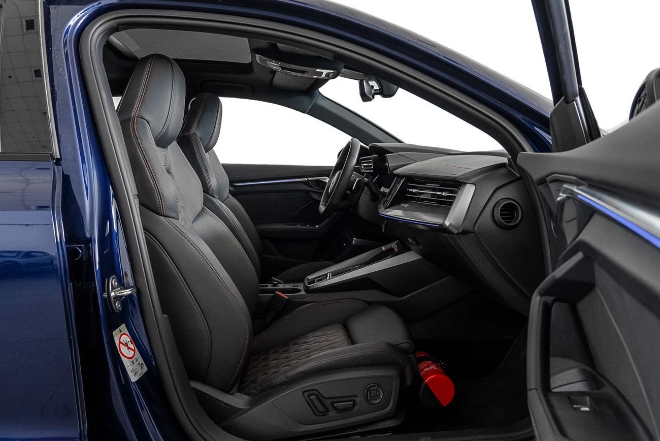 Audi S3 TFSI quattro 2.0L Hatchback