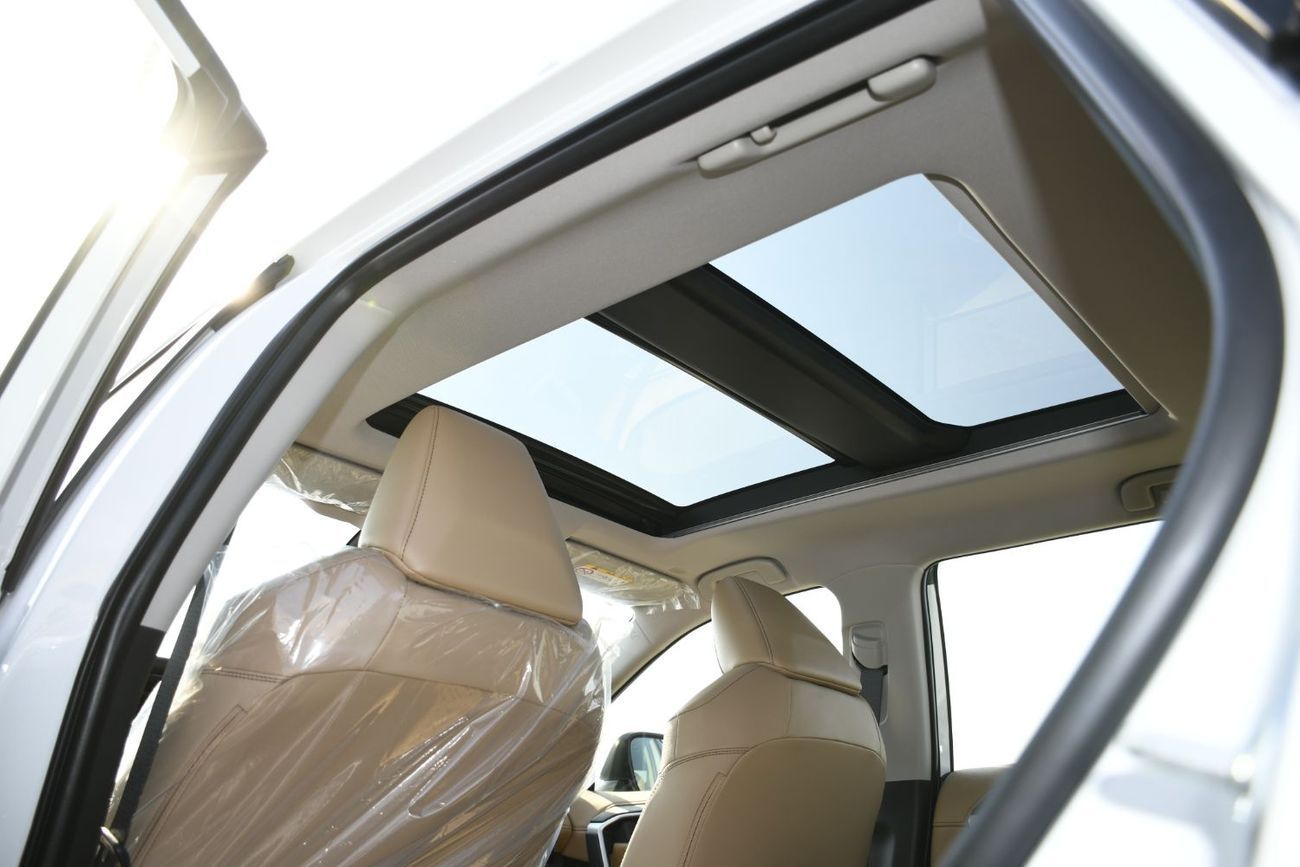 تويوتا راف ٤ 2.5L HEV Limited With Rader Full Option Saudi Spec (Ready Stock)