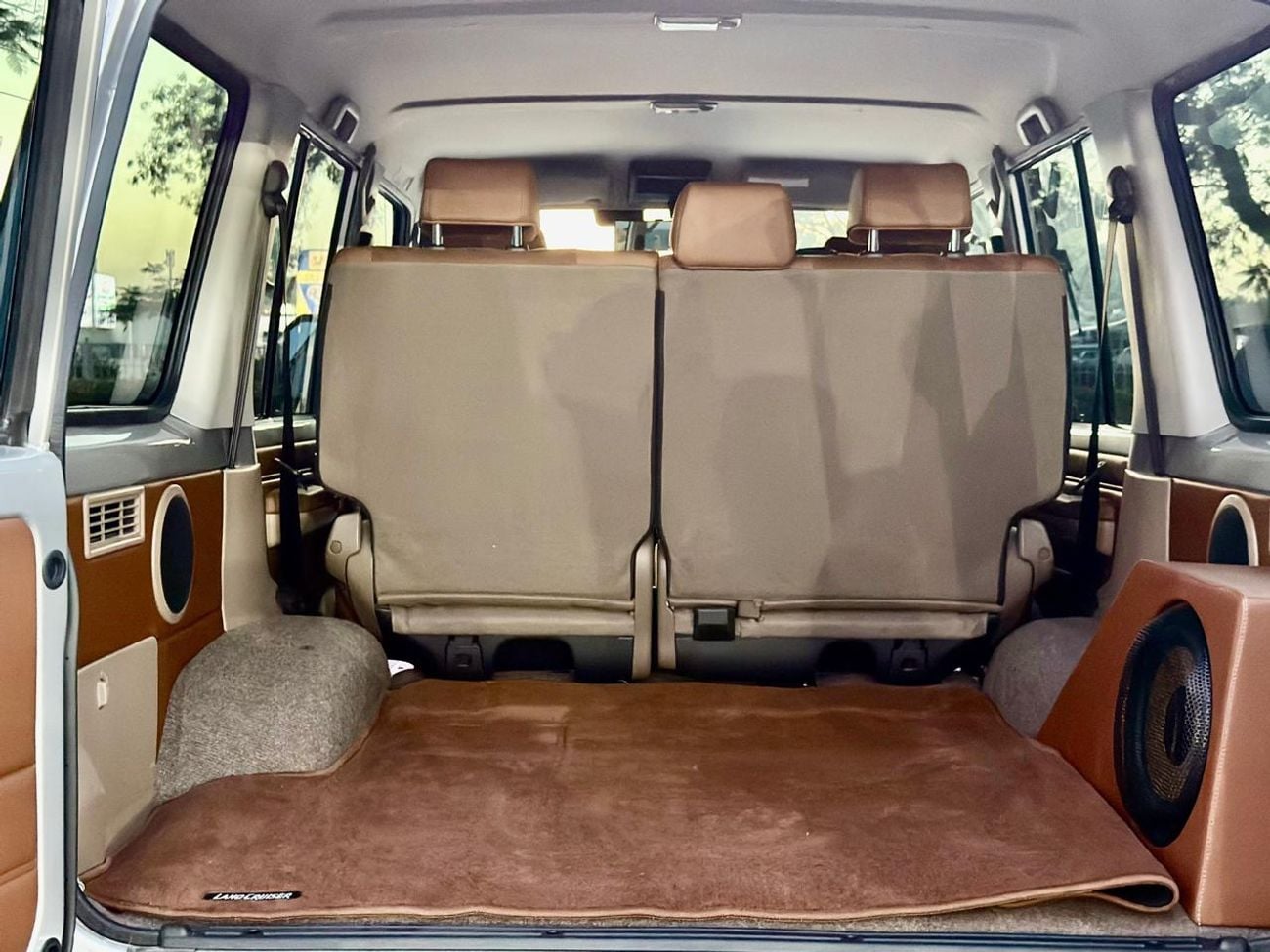 Toyota Land Cruiser 2025 Toyota Land Cruiser 70 LX - GCC Specs - Brand New! Under Warranty