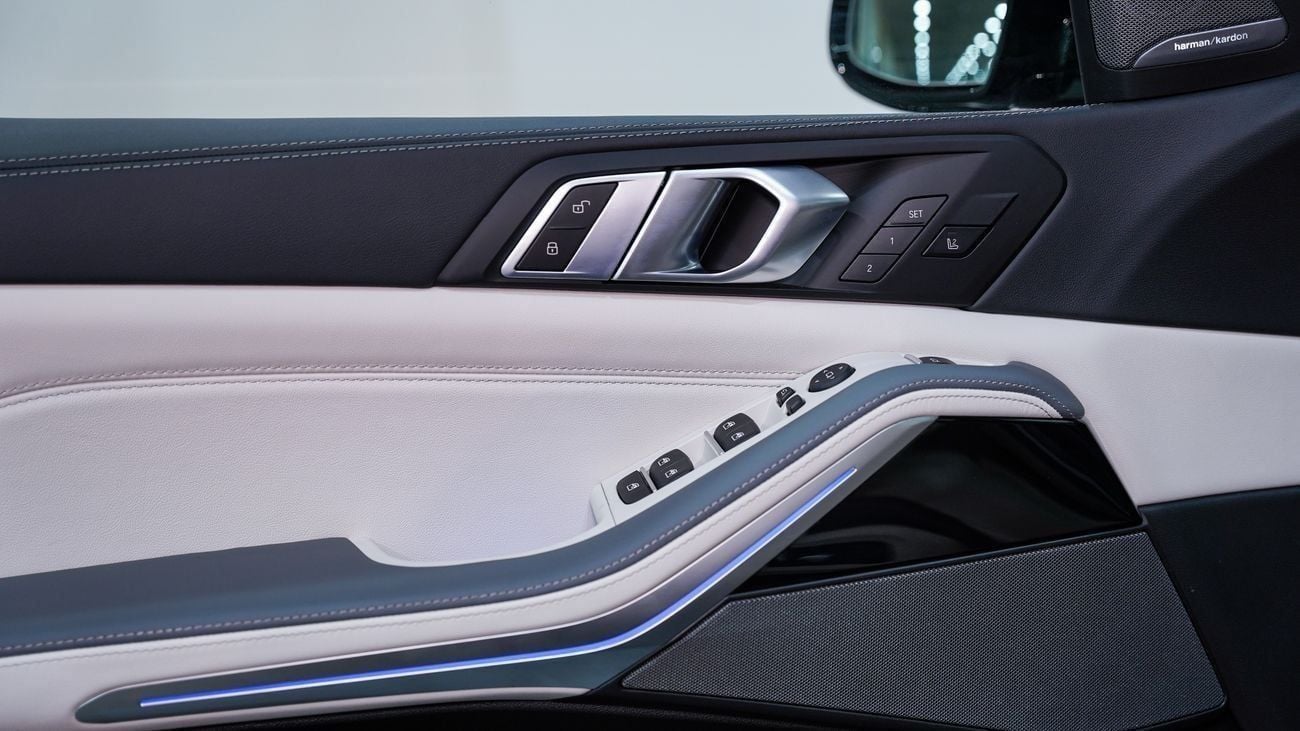 BMW X5 M60i LUXURY