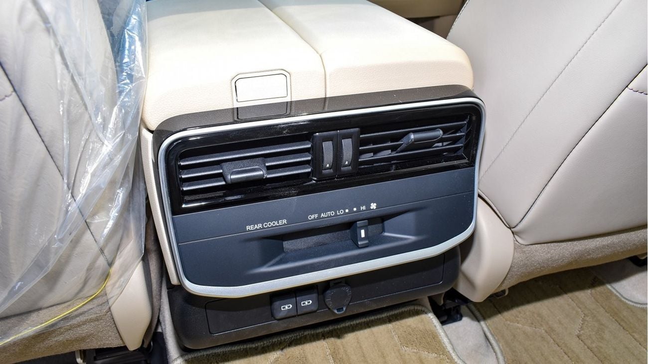 تويوتا لاند كروزر GXR 3.5 TWIN TURBO