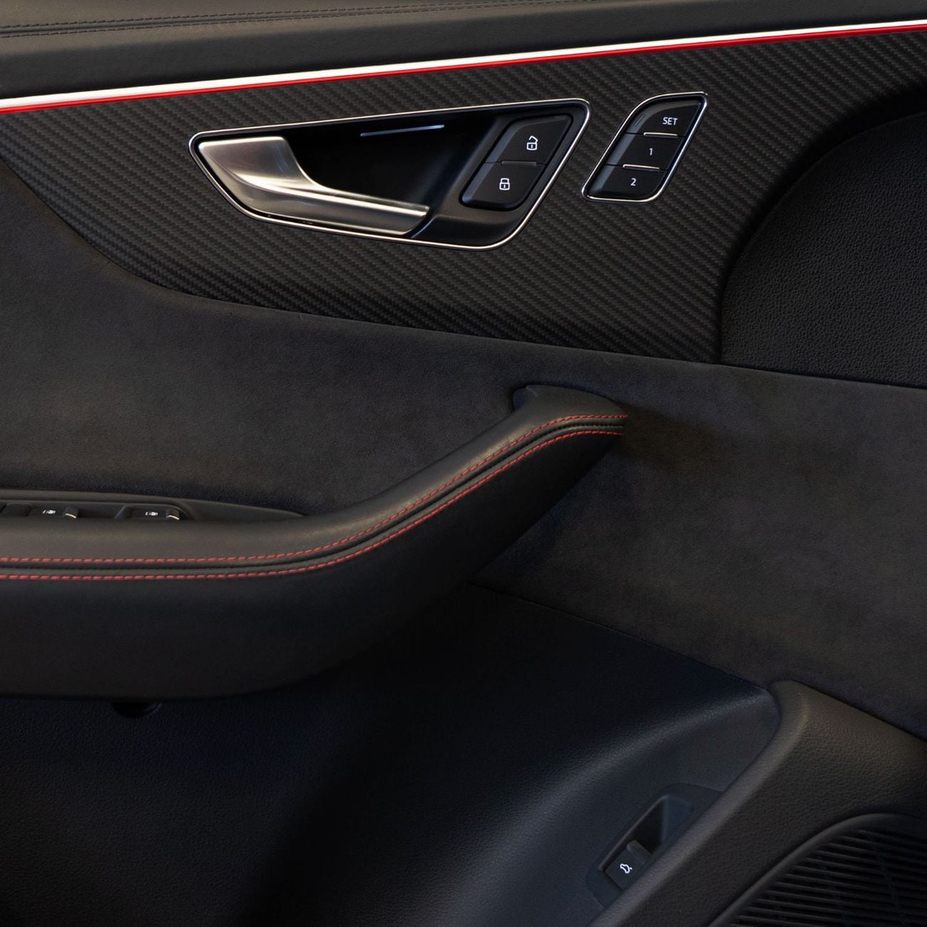 أودي RSQ8 TFSI quattro 4.0L AED 5,749 P.M • 0% Downpayment • Audi RS Q8 Mansory Kit • 1 Year Warranty