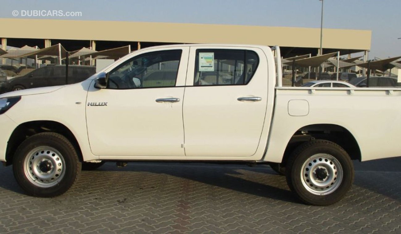 تويوتا هيلوكس 2.4L Diesel Double Cab 4WD DLX Manual