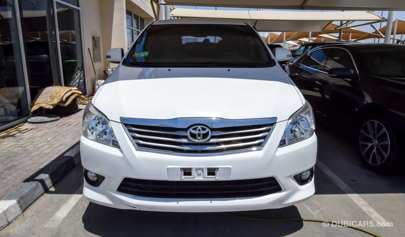 Toyota Innova 2.7 SE