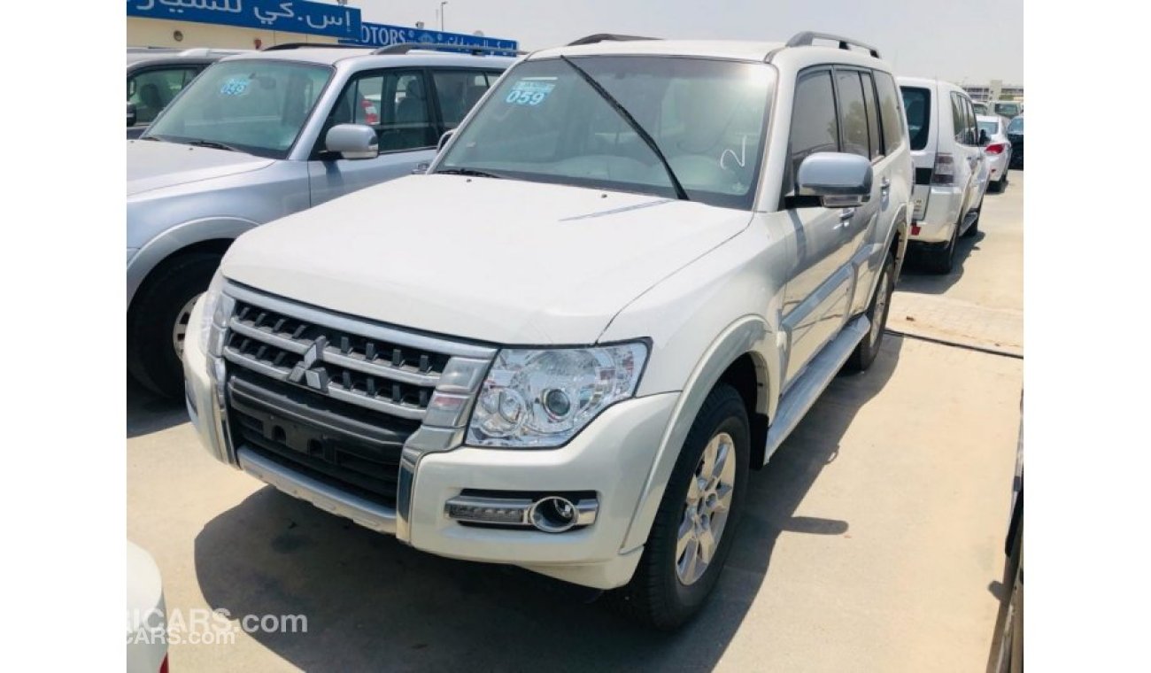 Mitsubishi Pajero 3.5L -- SPECIAL PRICE -- FULL OPTION