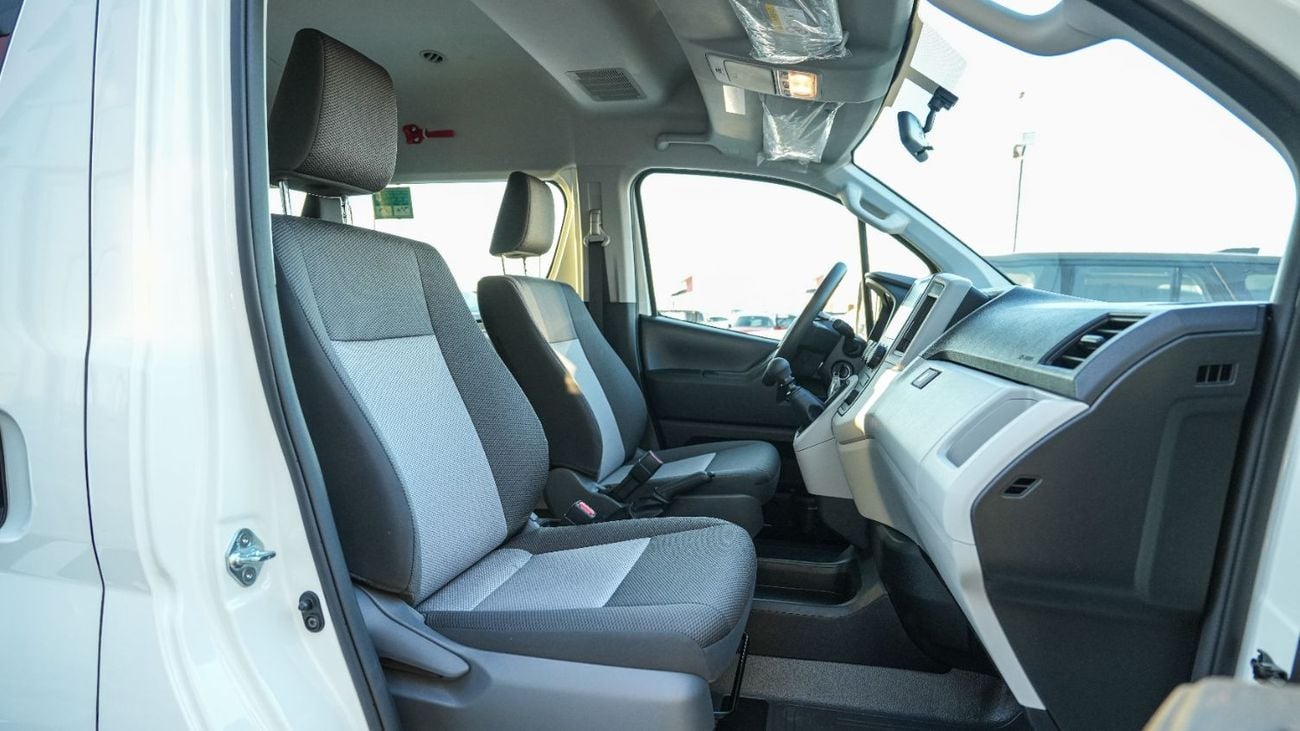 Toyota Hiace 3.5L PETROL MANUAL13 SEATER PASSENGER HIGH ROOF 2026MY EXPORT PRICE