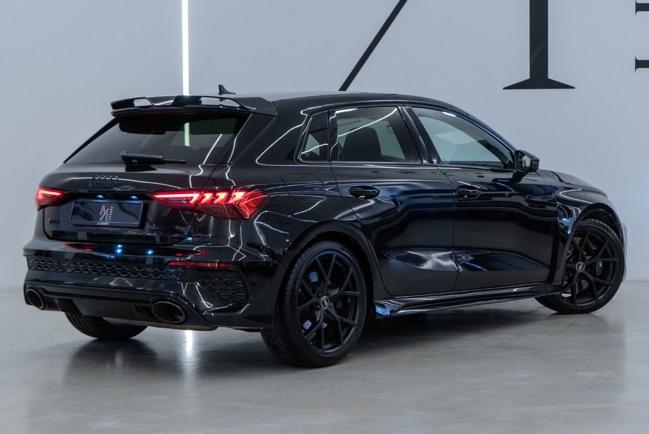 Audi RS3 TFSI quattro 2.5L Sportback 2023 Audi RS3 Quattro, Fully Loaded, Excellent Condition, European Specs