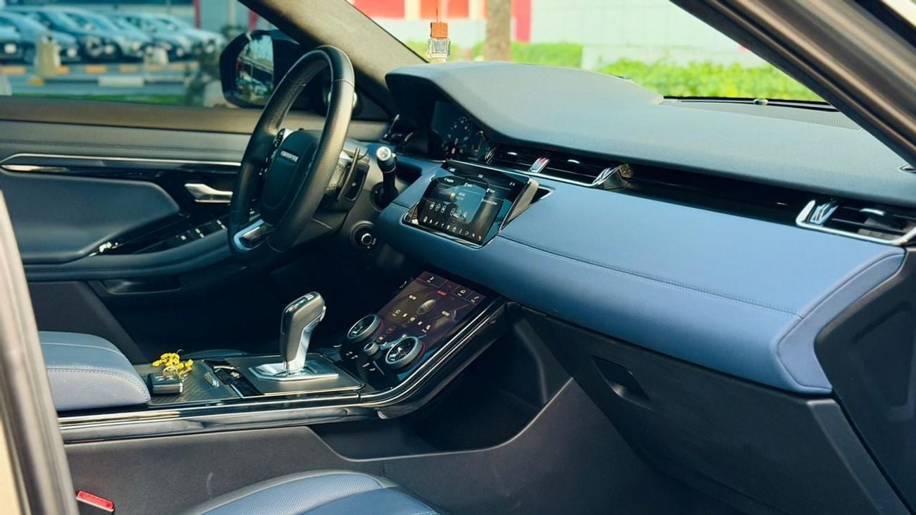 Land Rover Range Rover Evoque R-DYNAMIC HSE P250