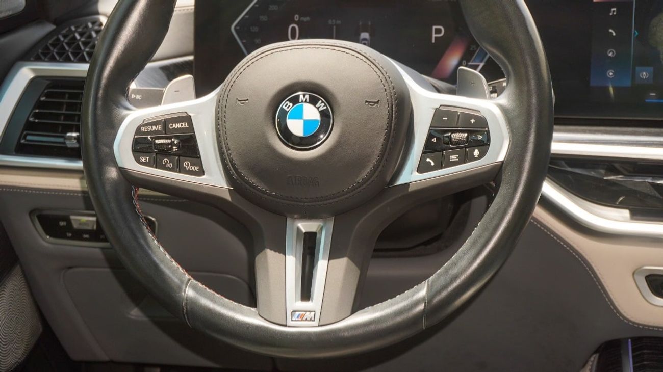 BMW X7 xDriveM60i (6 Seats)