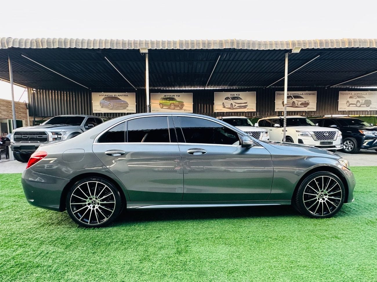 Mercedes Benz C200 STD