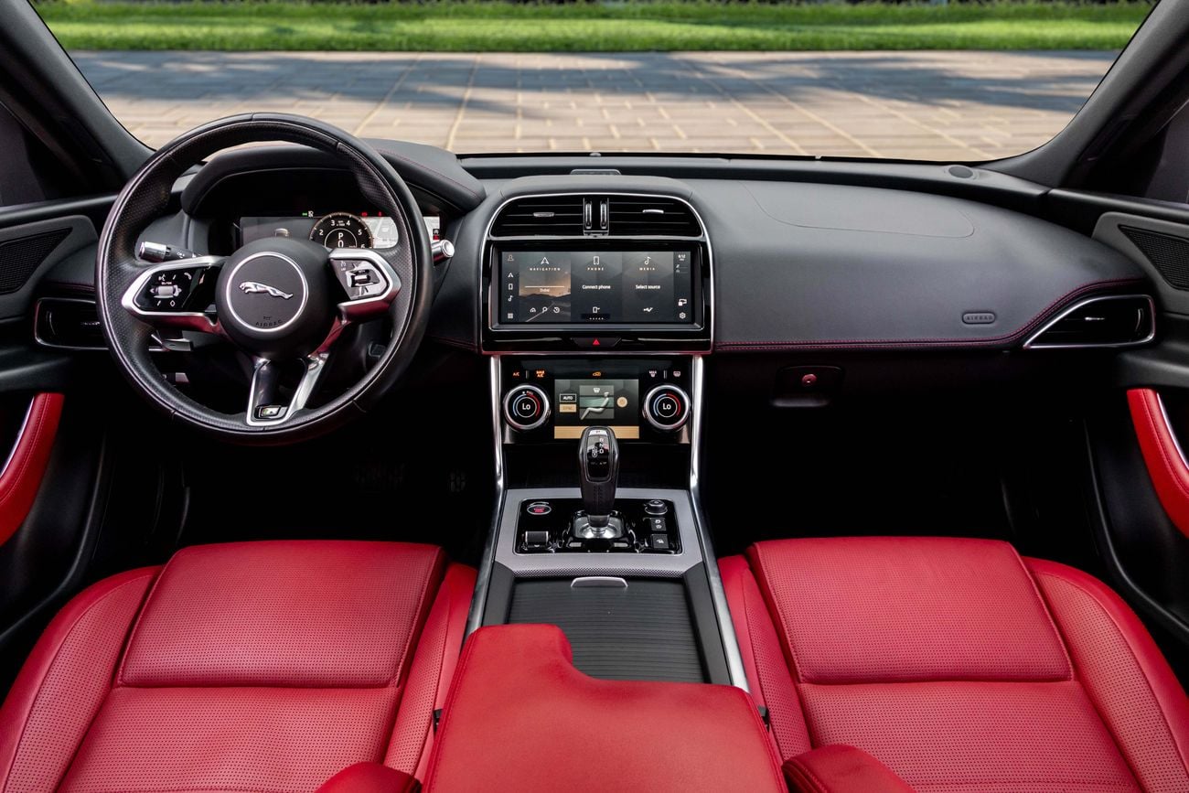 Jaguar XE XE P300 R-Dynamic S AWD | 2,155 P.M | 0% Downpayment | Jaguar Warranty!