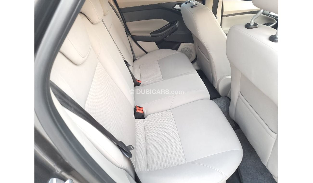 Ford Focus Ford focus 2015 g cc full options