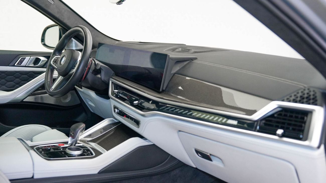 بي أم دبليو X6 M UAEs Very Best Example | Individual Order | AED 8,074 Per Month