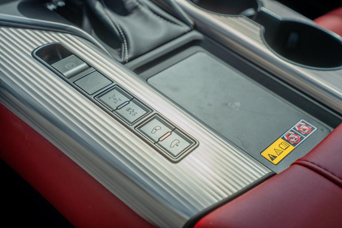 Lexus LX 600 Lexus LX 600 F Sport 2025