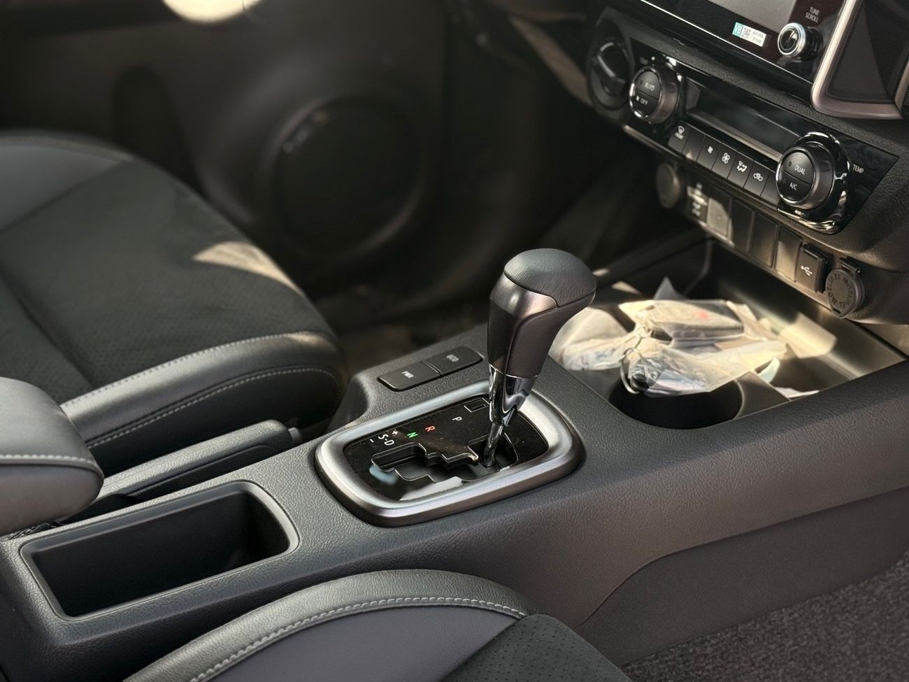 تويوتا هيلوكس Toyota Hilux GR sport 4.0 2026