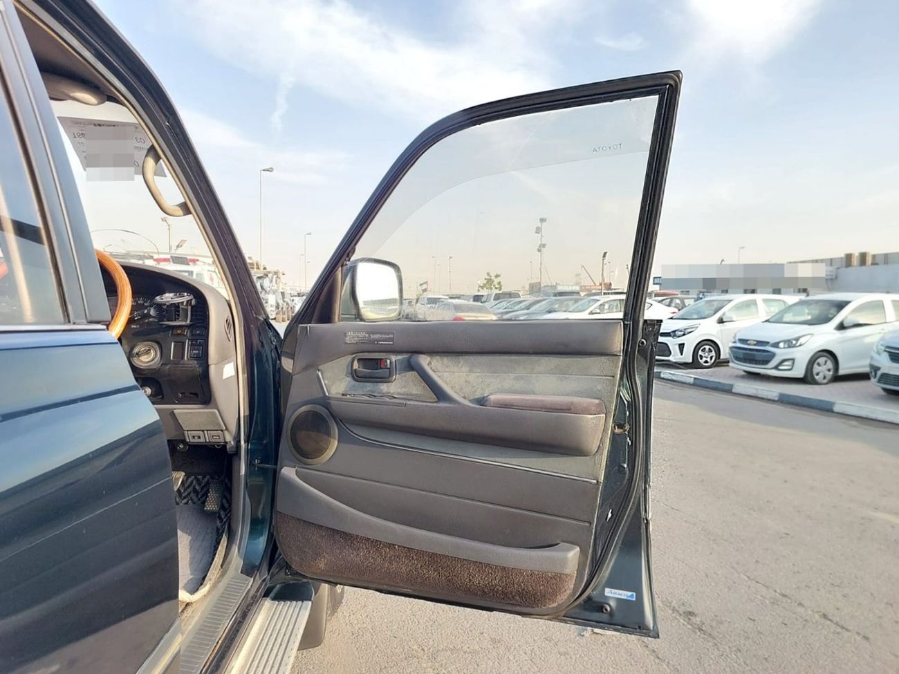 Toyota Land Cruiser TOYOTA LAND CRUISER SUV RHD 1994 MODEL 4.1 L DIESEL AUTOMATIC(PM02812)