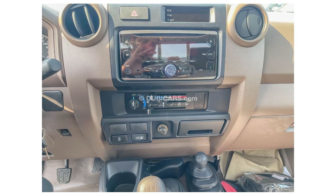 Toyota Land Cruiser Pick Up Toyota LC Pick Up Single Cabin 4.0L, Petrol, Year: 2023