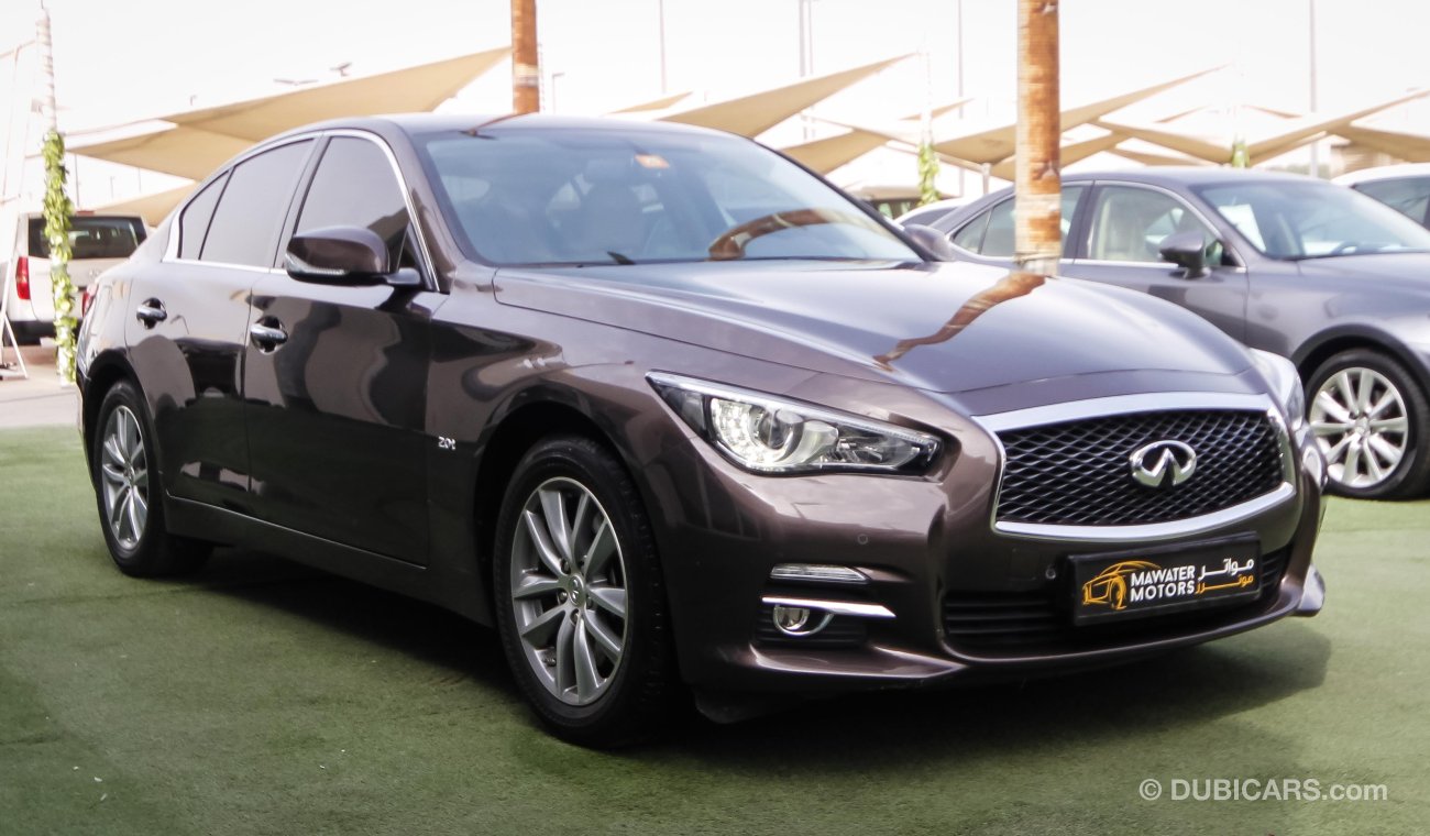 Infiniti Q50 2.0t