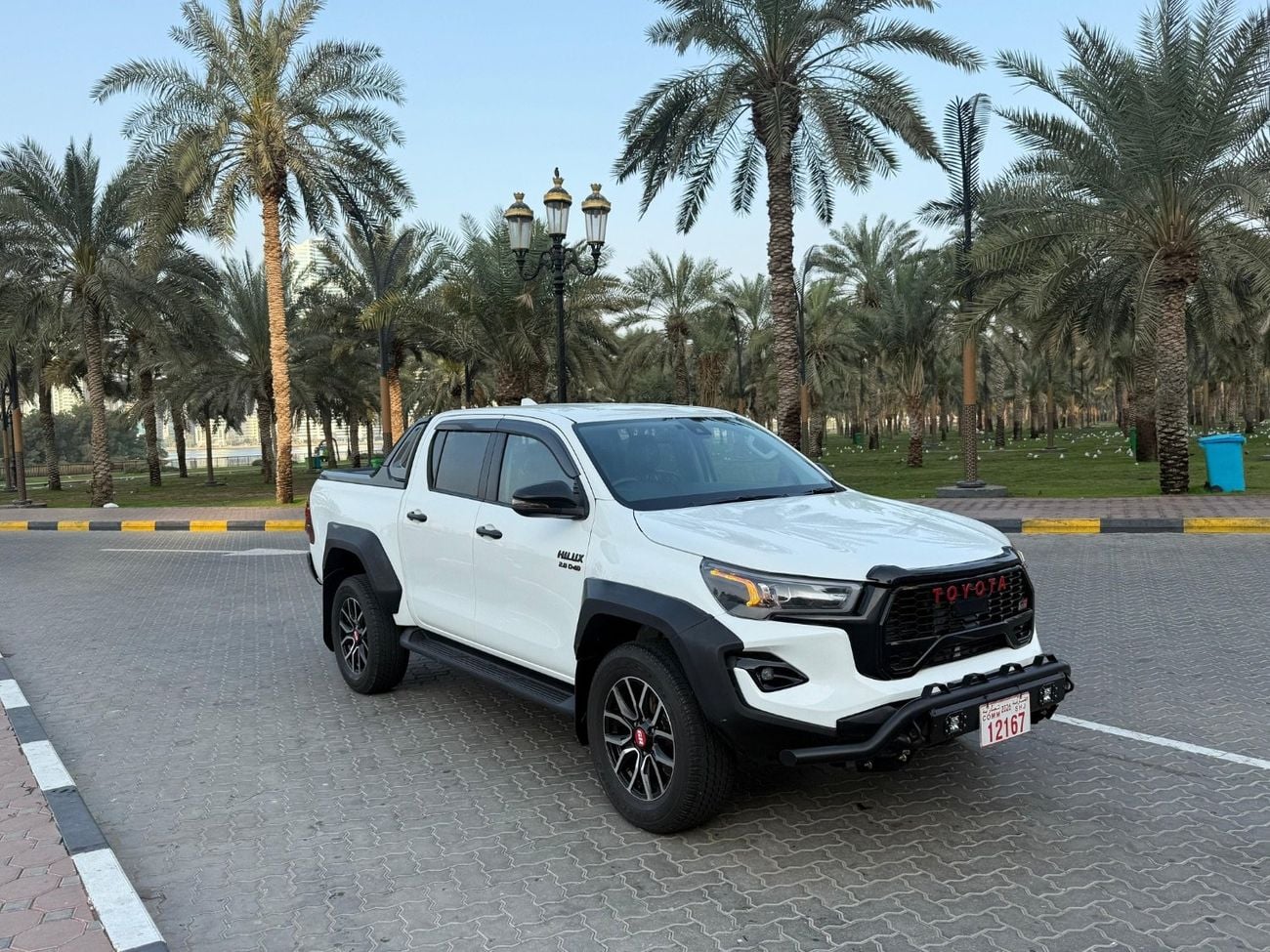 تويوتا هيلوكس SR5 48V with GR Kit