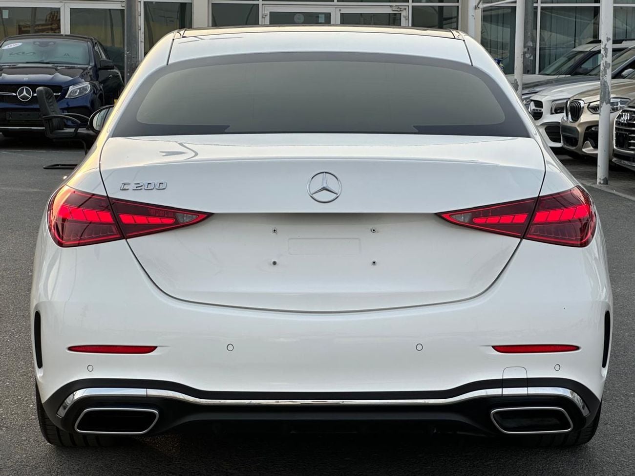 مرسيدس بنز C 200 AMG