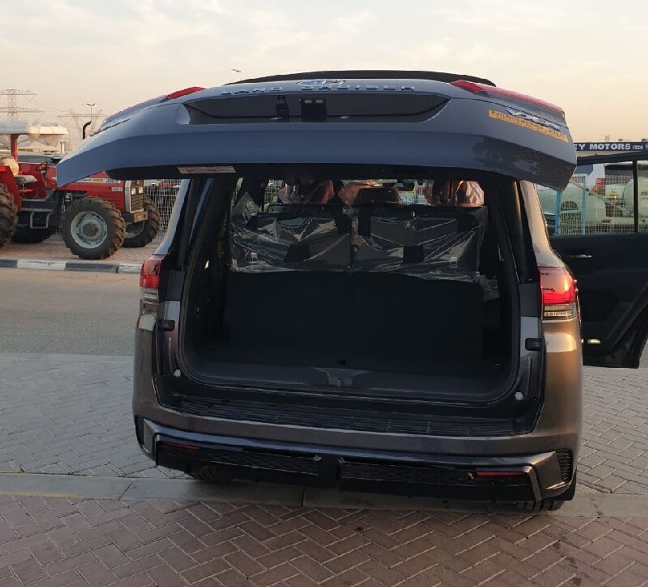 Toyota Land Cruiser LC300 3.3L TT - VXR - (DIESEL)