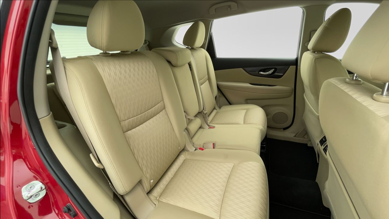 نيسان إكس تريل S 2.5 | بدون دفعة مقدمة | اختبار القيادة في المنزل