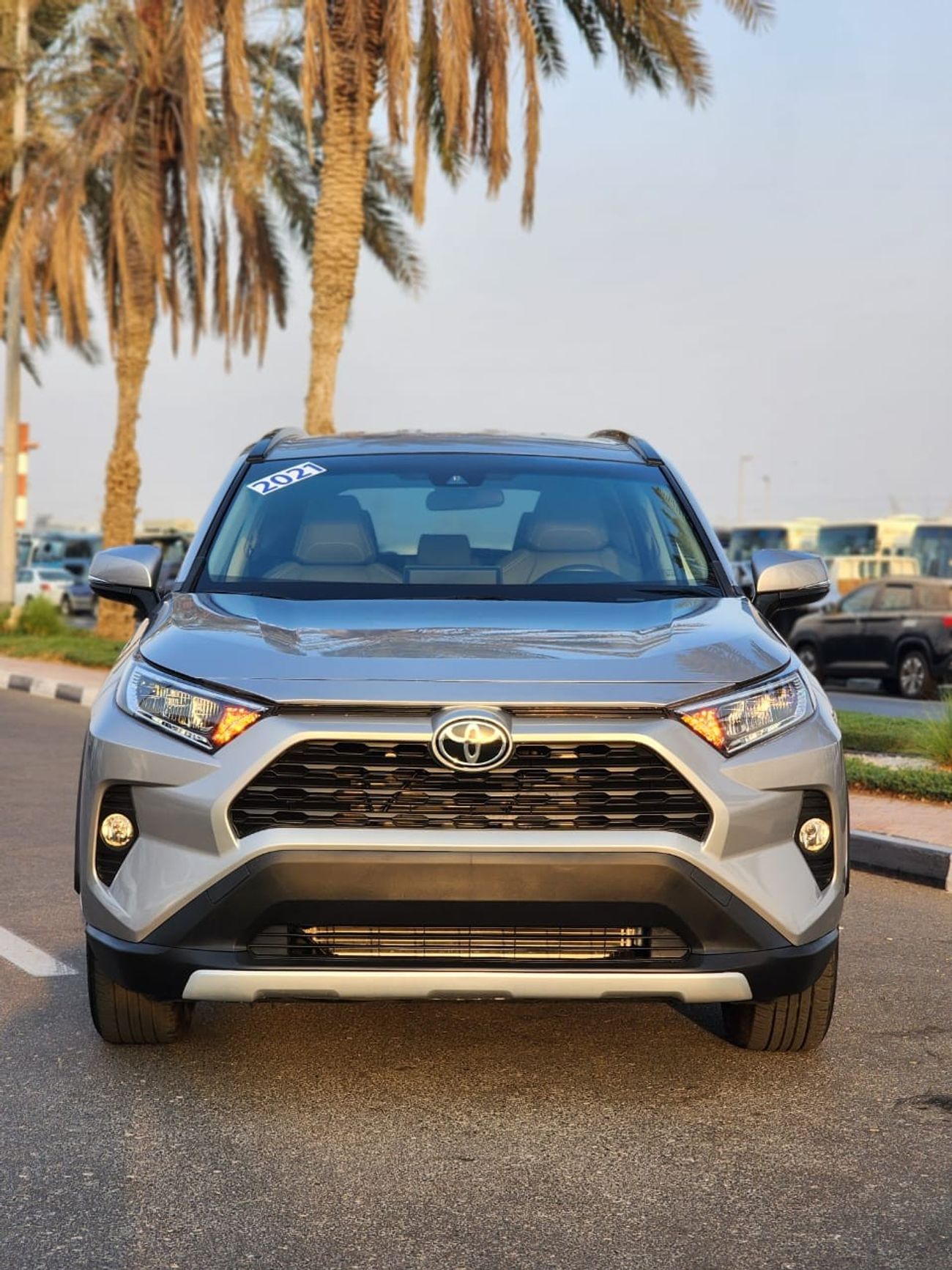Toyota RAV4 TOYOTA RAV4 XLE 2021