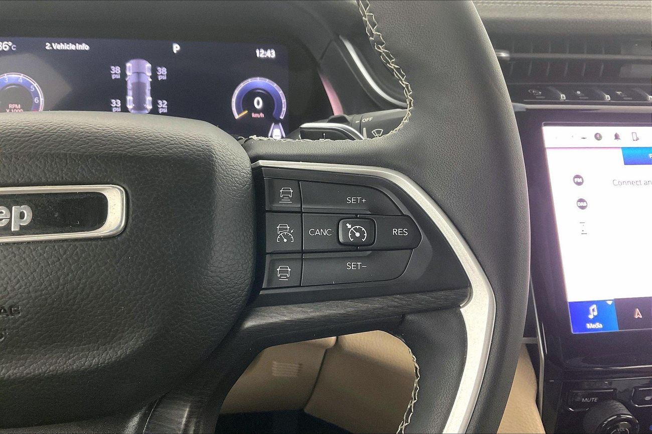 Jeep Grand Cherokee Limited Plus | Guaranteed Warranty | 0 Down Payment