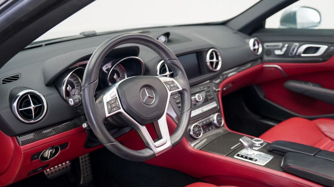 Mercedes Benz SL500 STD UAE's Very Best Example