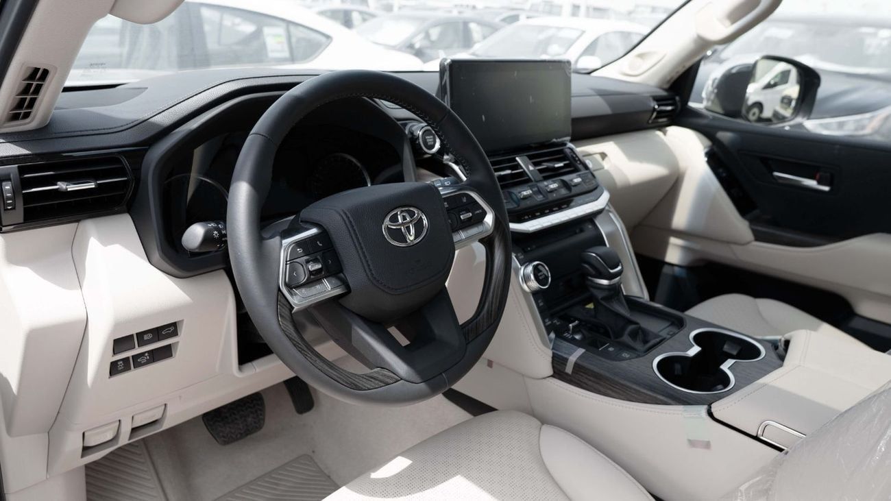 Toyota Land Cruiser 2025 Toyota Land Cruiser VX 4.0L AT Petrol (Black-Beige)