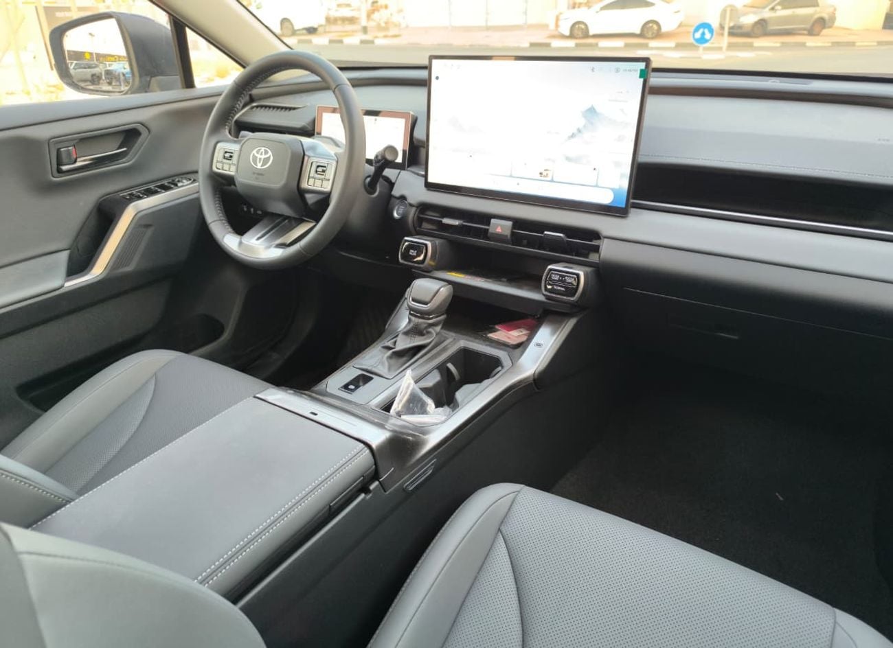 تويوتا راف ٤ 4WD Luxury مواصفات محرك بنزين سعة 2.0 لتر لعام 2026 (الصينية)