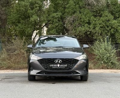 Hyundai Accent GL ACCIDENTS FREE - GCC - ORIGINAL PAINT - 1.6 - PERFECT CONDITION INSIDE OUT