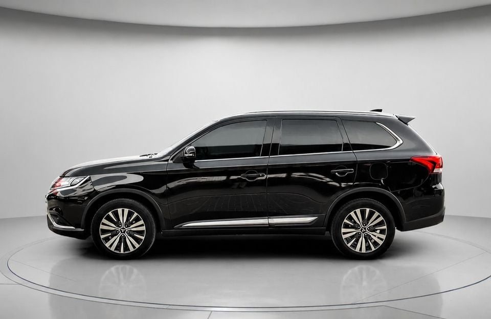 Mitsubishi Outlander GLS BASIC