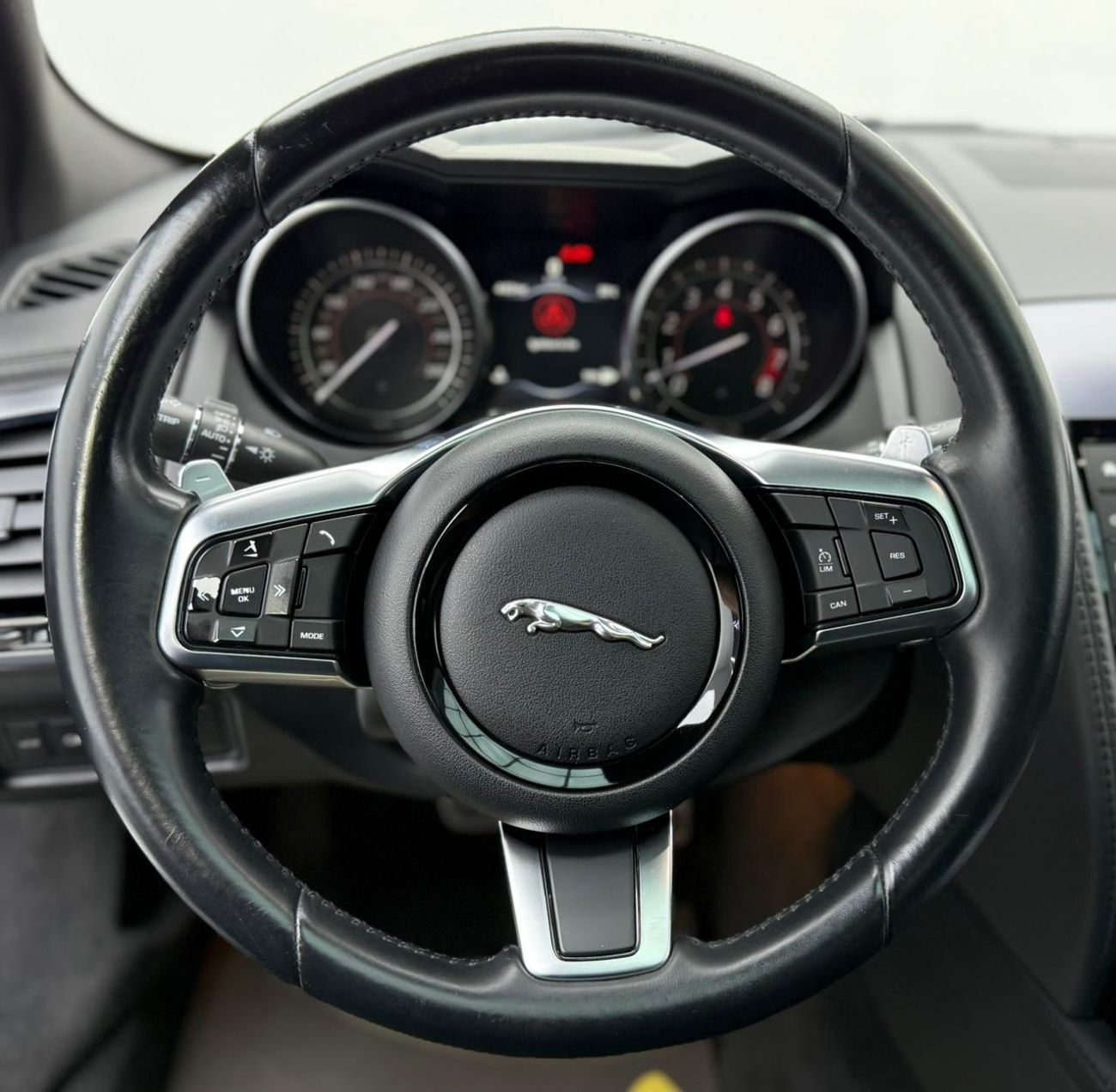 جاكوار F Type Std 3.0L Coupe A/T 2018 Jaguar F-Type V6, Full Service History, Fully Loaded, Excellent Condition, G