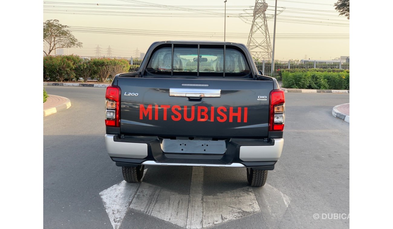 Mitsubishi L200 M/T 2021 Diesel GCC ( Production Jan/2021 ) Full option chrome package / stop lamp