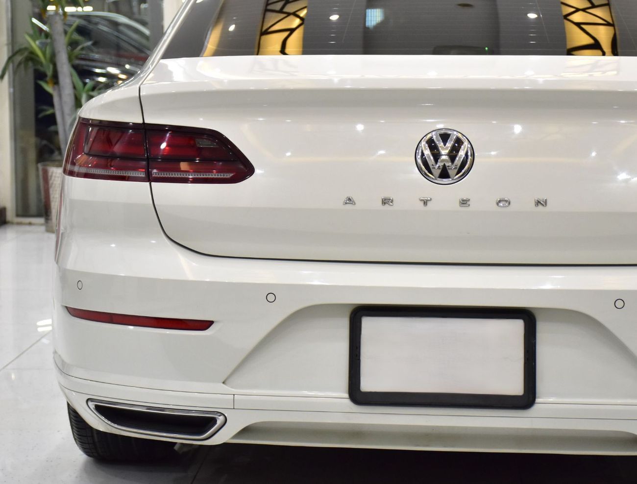 فولكس واجن ارتيون EXCELLENT DEAL for our Volkswagen Arteon ( 2018 Model ) in White Color GCC Specs