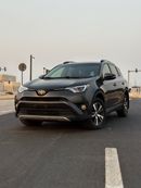 Toyota RAV4 XLE || SUNROOF || SPECIAL COLOR