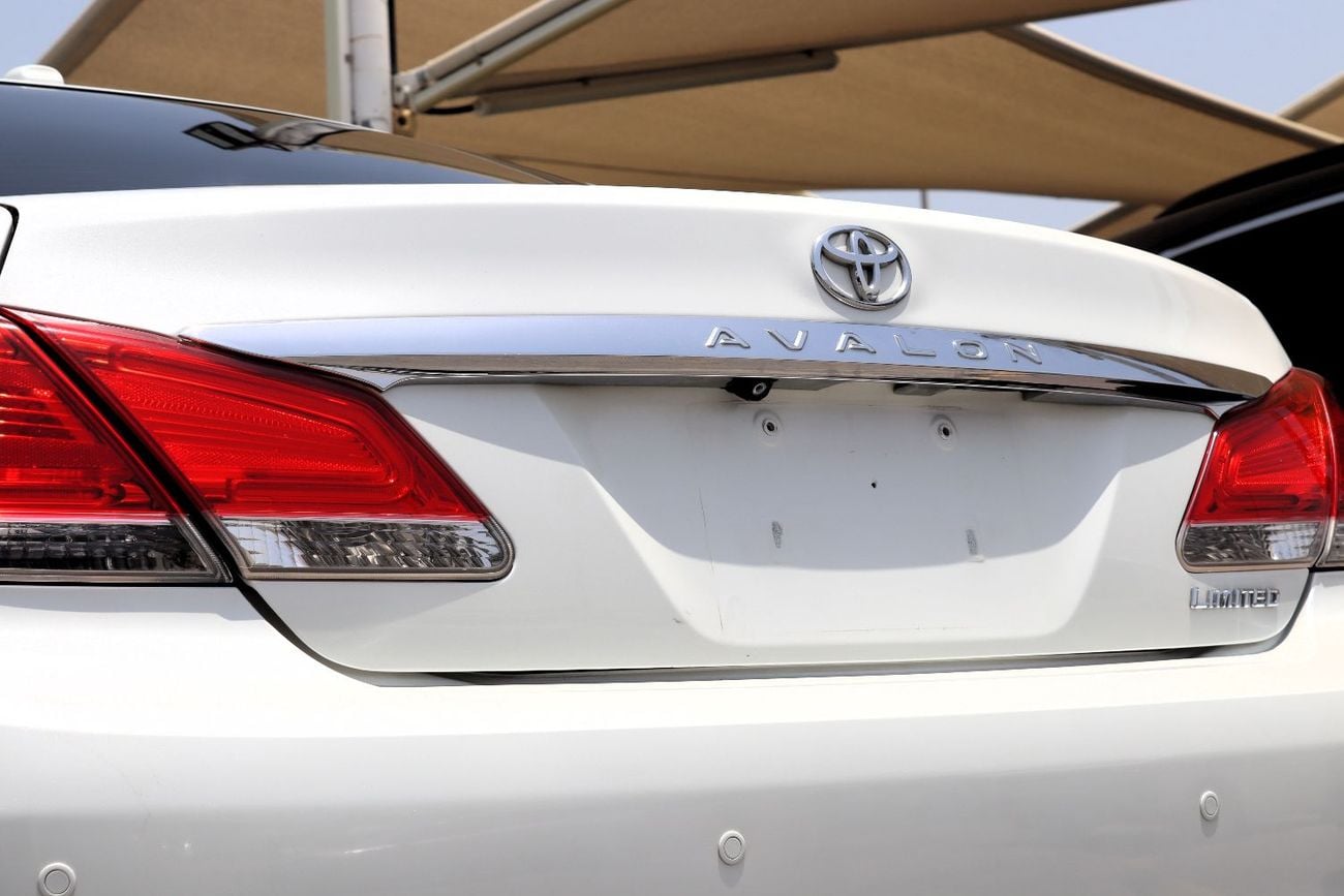 Toyota Avalon TOP - LIMITED