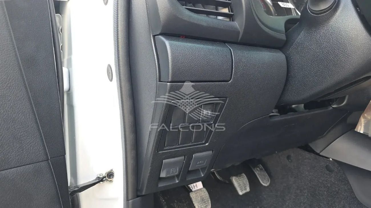 تويوتا هيلوكس Toyota/HILUX D SC 2WD/ 2.4L HIGH MT