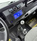 Land Rover Defender 1998 Land Rover Defender 110 Pickup, Excellent Condition, GCC